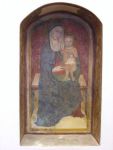 In una nicchia della biblioteca: Madonna con il Bambino [seconda metà sec. XIV]