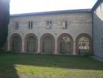 Particolare del chiostro del convento di S. Francesco, sede della Sezione